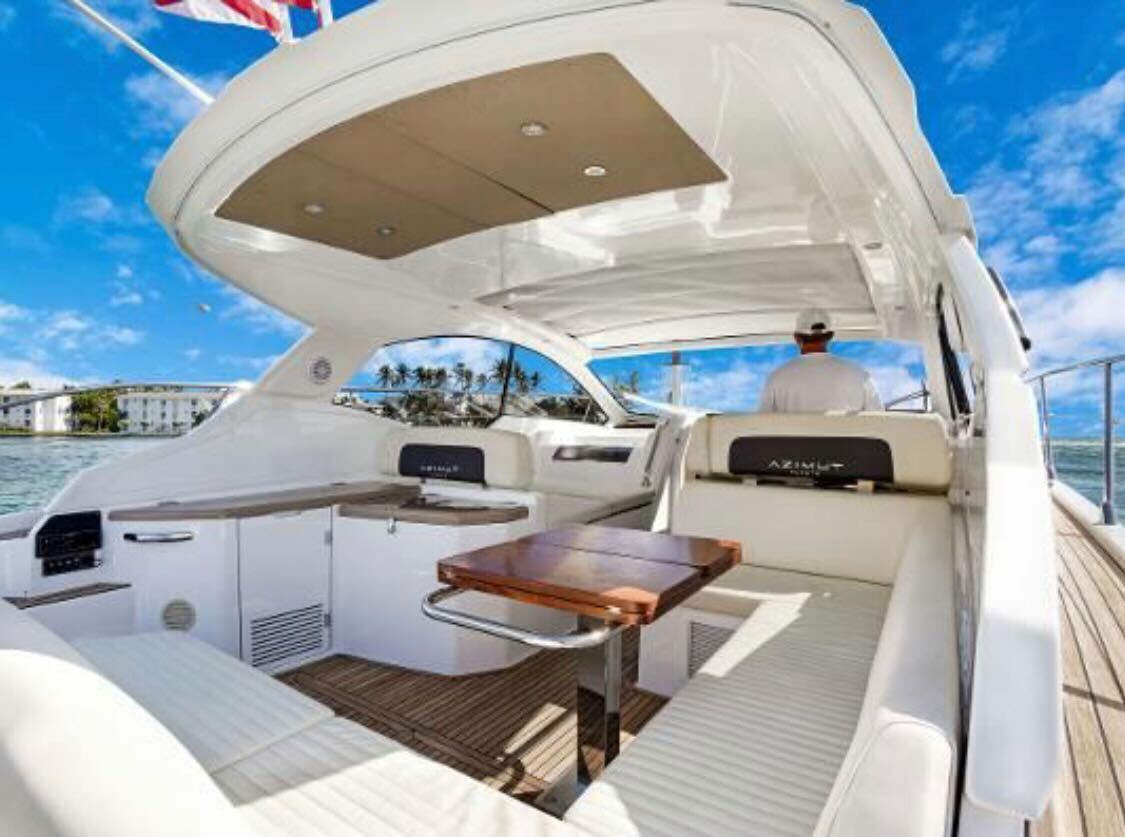 Boat rental in Miami